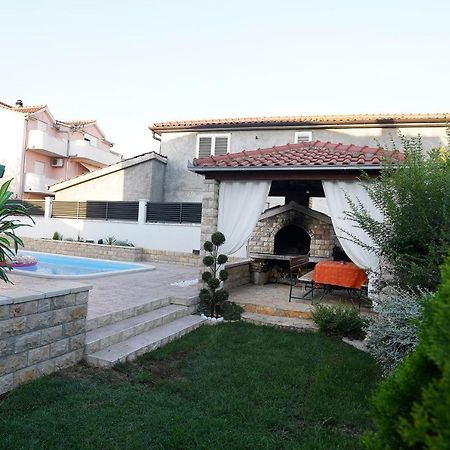 Villa Tago With Heated New Pool Kaštela Eksteriør bilde