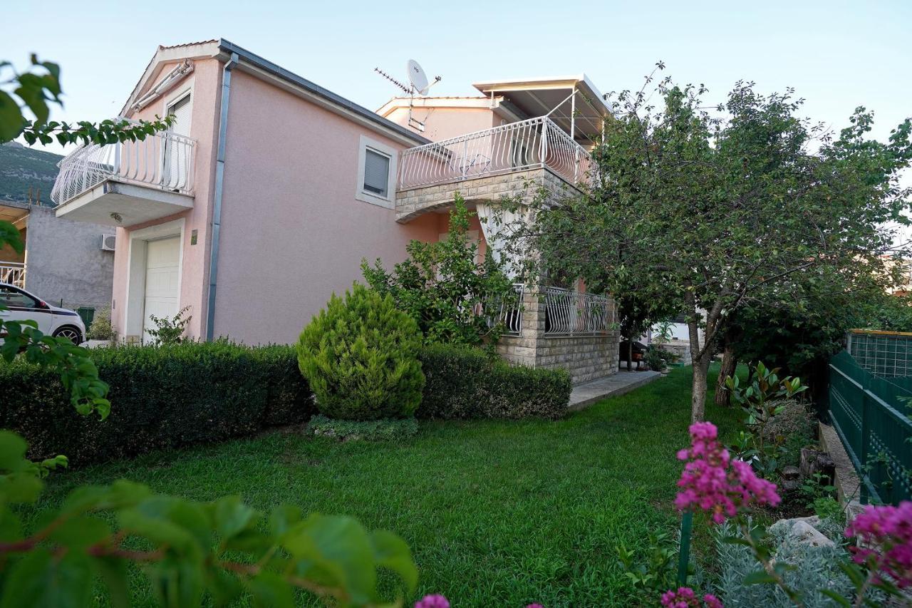 Villa Tago With Heated New Pool Kaštela Eksteriør bilde