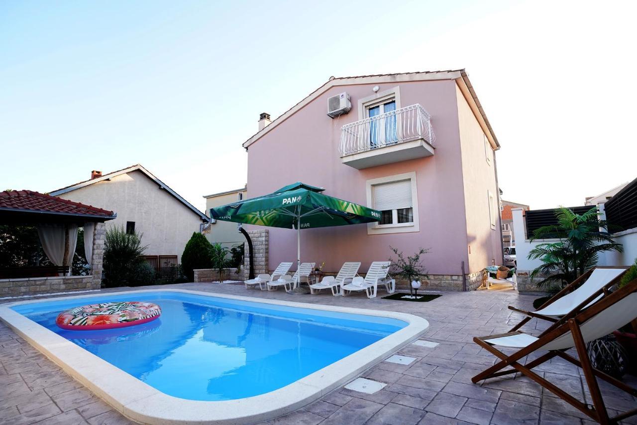 Villa Tago With Heated New Pool Kaštela Eksteriør bilde