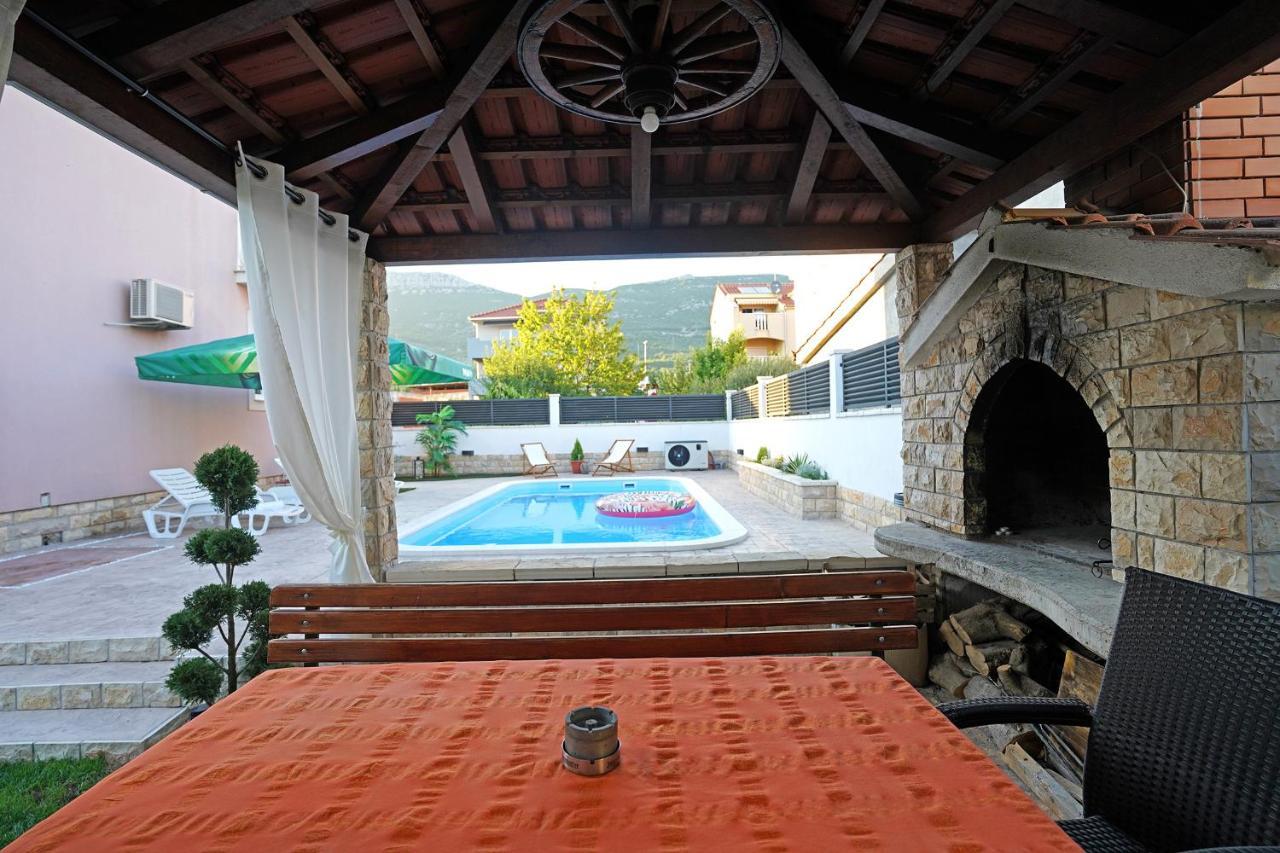 Villa Tago With Heated New Pool Kaštela Eksteriør bilde
