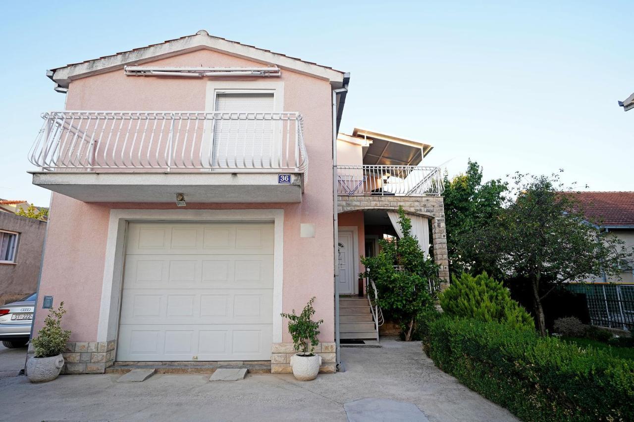 Villa Tago With Heated New Pool Kaštela Eksteriør bilde