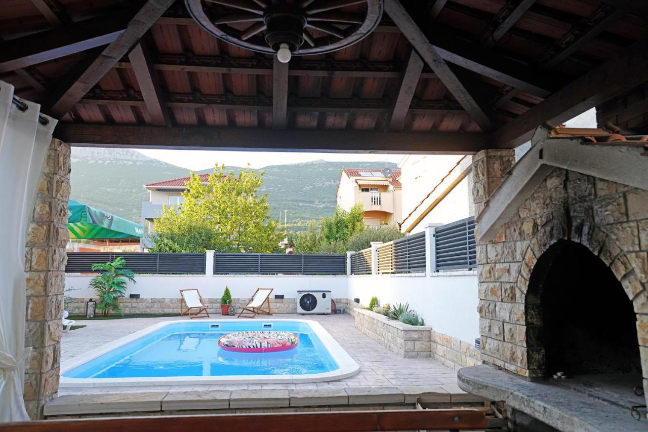 Villa Tago With Heated New Pool Kaštela Eksteriør bilde