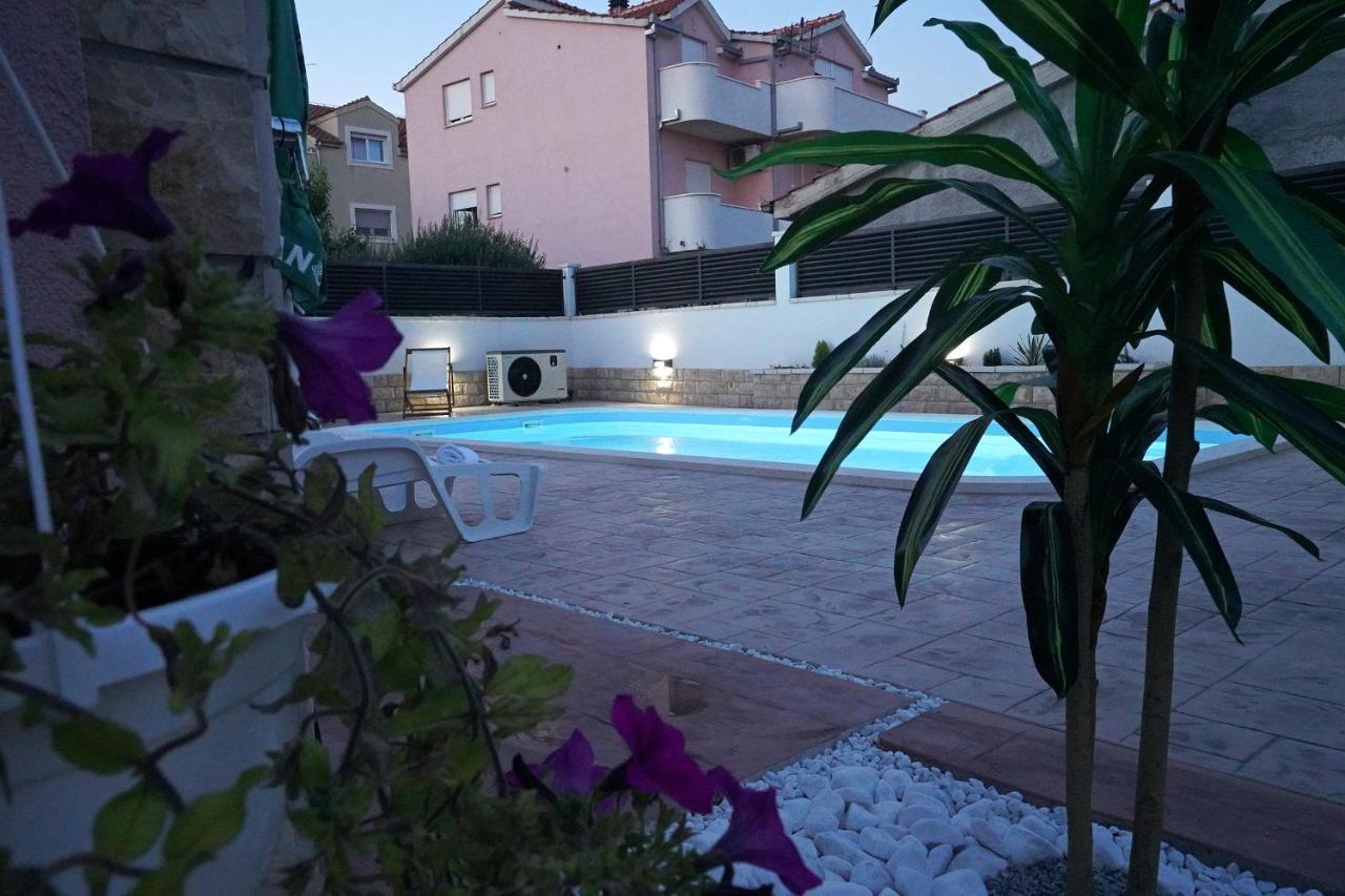 Villa Tago With Heated New Pool Kaštela Eksteriør bilde